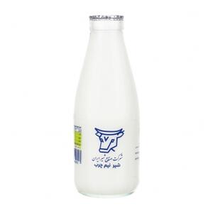 شیر شیشه ای نیم چرب 500 گرمی پگاه