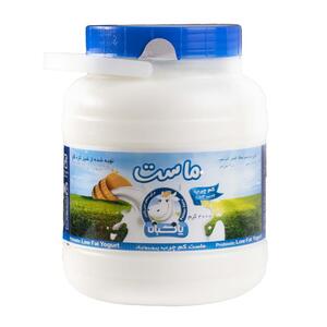 ماست کم چرب 2000 گرمی پاکبان